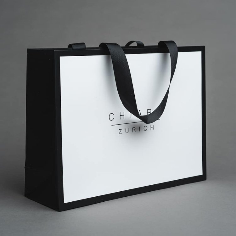 Personalised wholesale paperbag packaging boutique bags custom kraft luxury shopping paper gift bags with your own logo