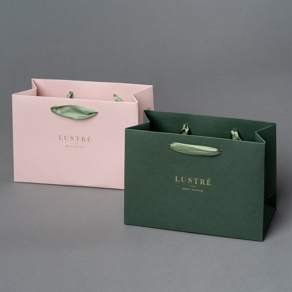 Personalised wholesale paperbag packaging boutique bags custom kraft luxury shopping paper gift bags with your own logo