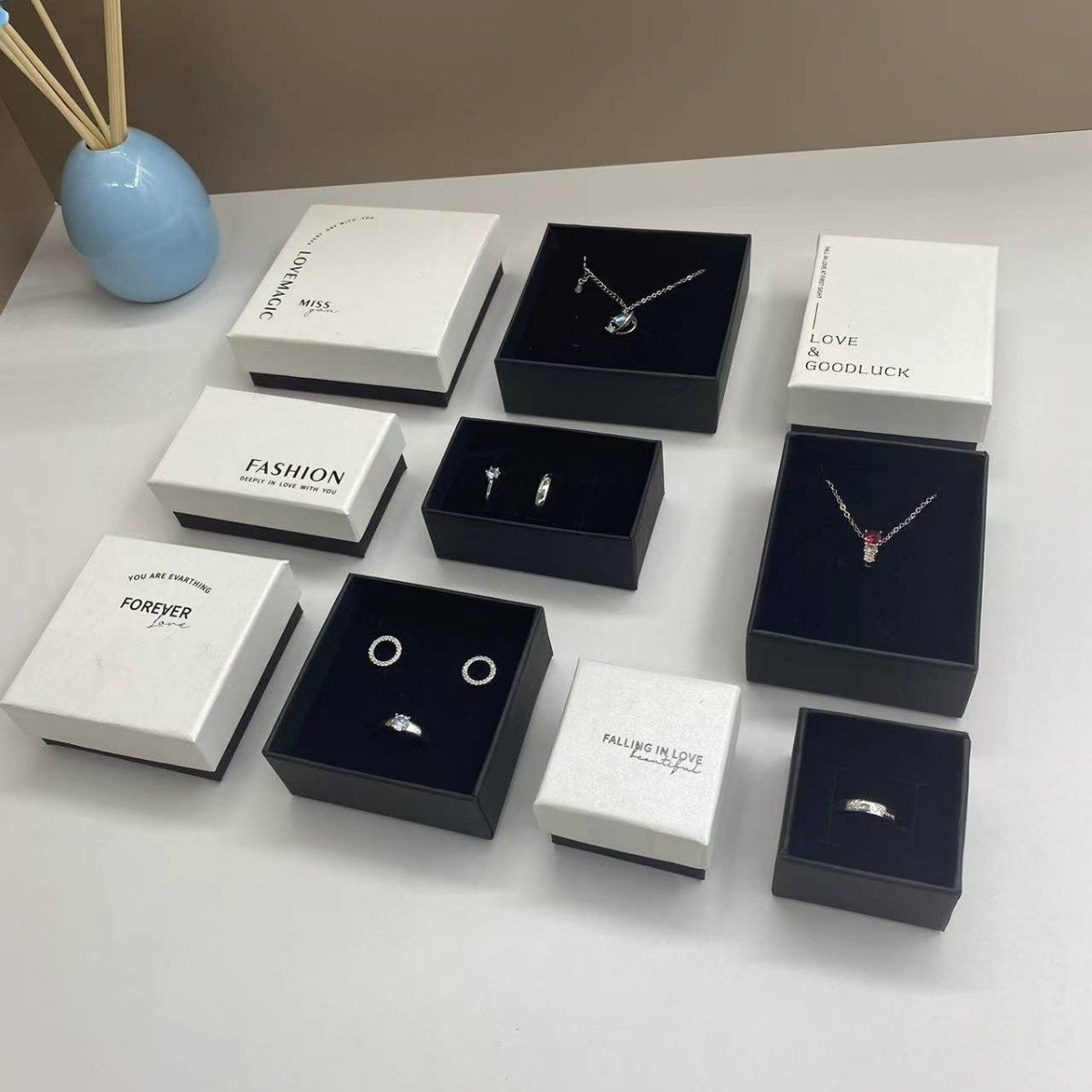 Star Packaging Multiple Pieces Luxury Ring Necklace Bracelet Display Box Wedding Bulk Custom Logo Jewelry Ring Box