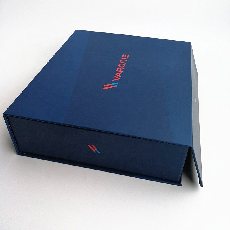 Factory direct sales navy blue cosmetics gift box with blister inner support