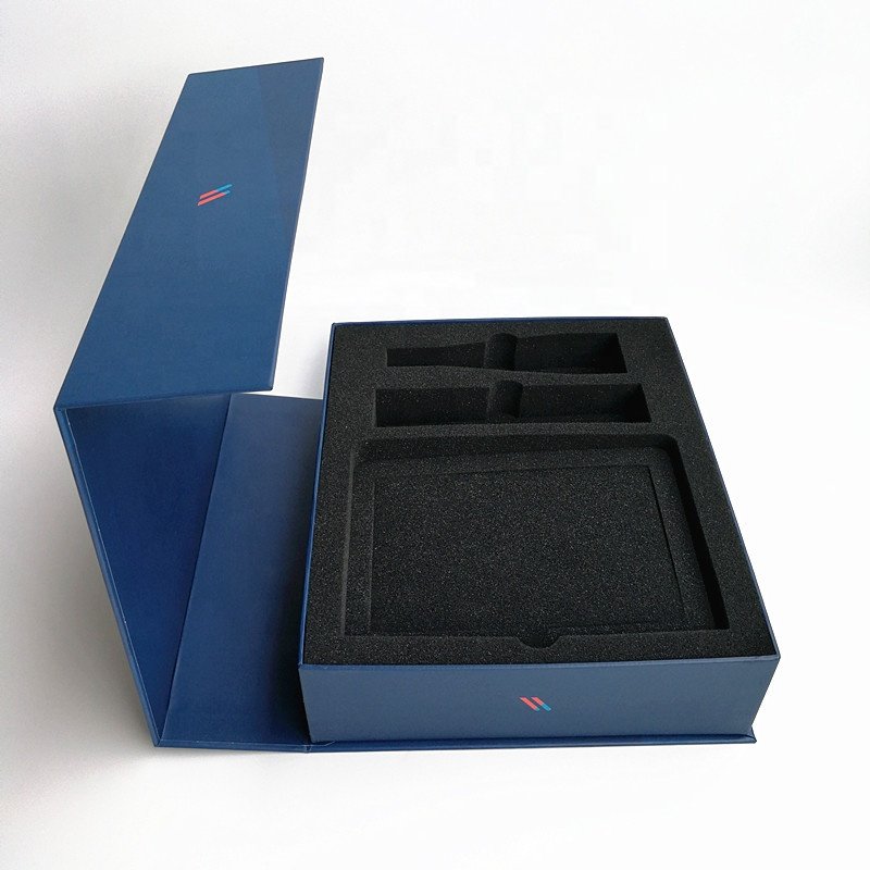 Factory direct sales navy blue cosmetics gift box with blister inner support