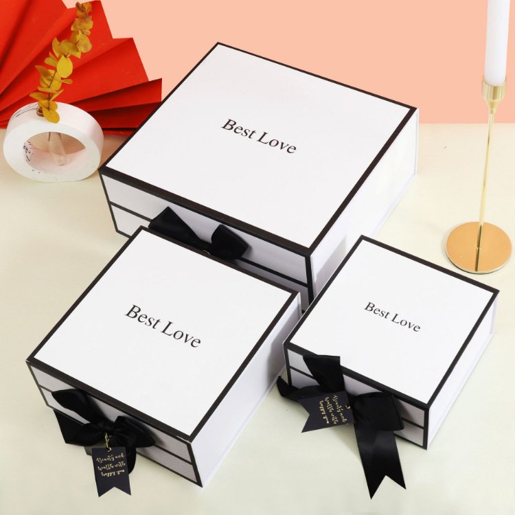 Custom Logo Blank Paper Cardboard Packaging Boite Cadeau White And Black Large Gift Box With Magnetic Closure Lid