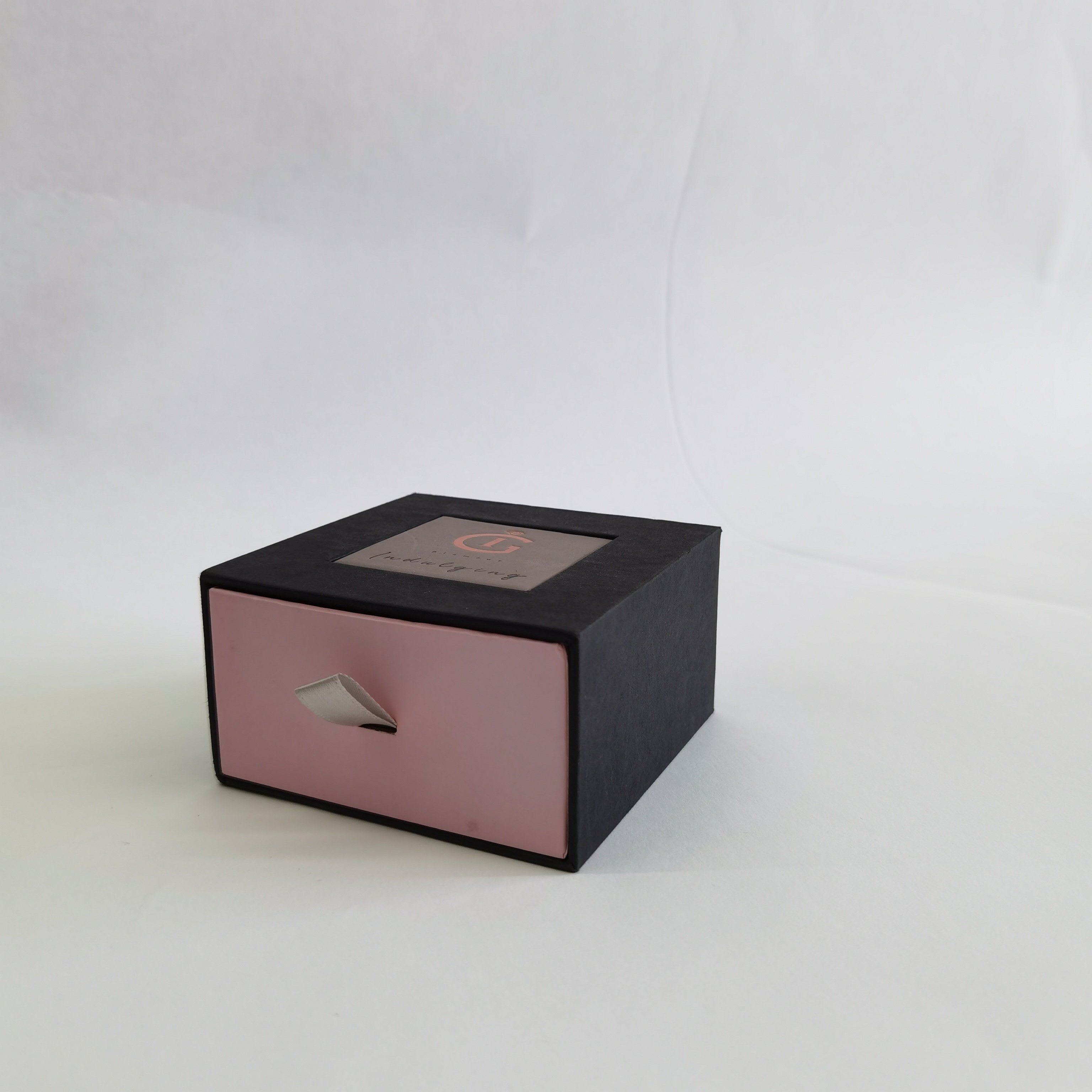 Custom Logo Luxury Rigid Cardboard Handle box Cosmetic Packaging Perfume Drawer Sliding Paper box jewellery Gift Boxes