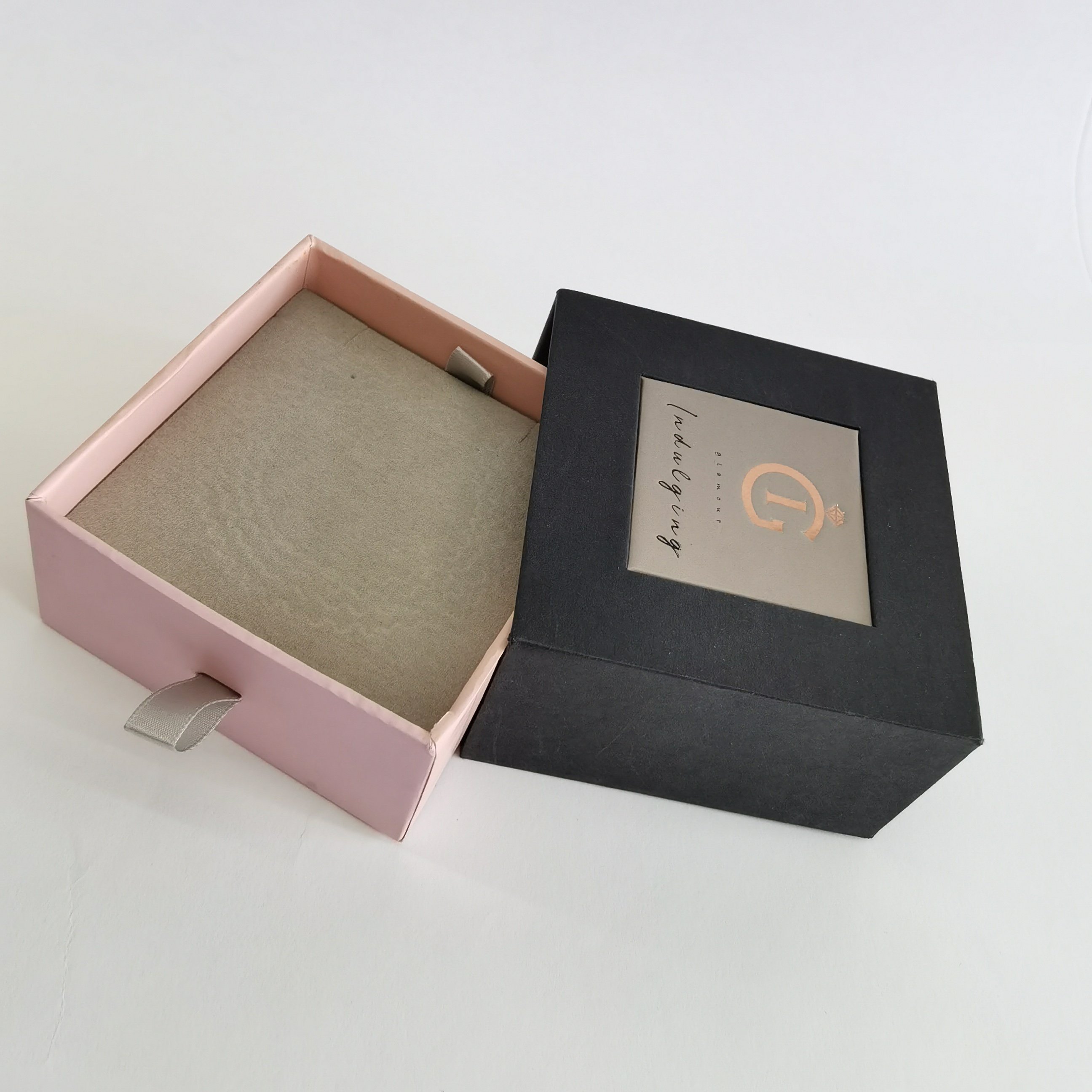 Custom Logo Luxury Rigid Cardboard Handle box Cosmetic Packaging Perfume Drawer Sliding Paper box jewellery Gift Boxes