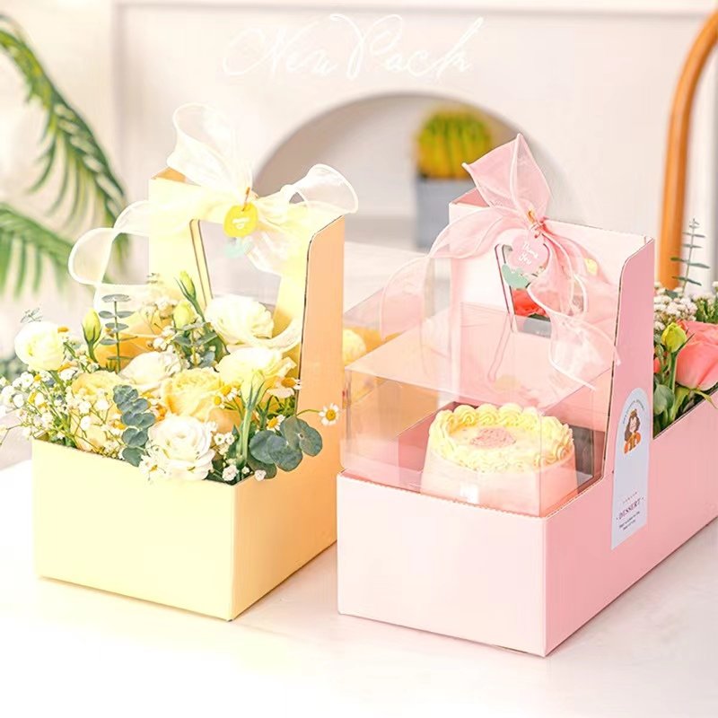 custom logo stock Square Transparent Cake Box With Handle For Flower Gift Packaging Box Sets