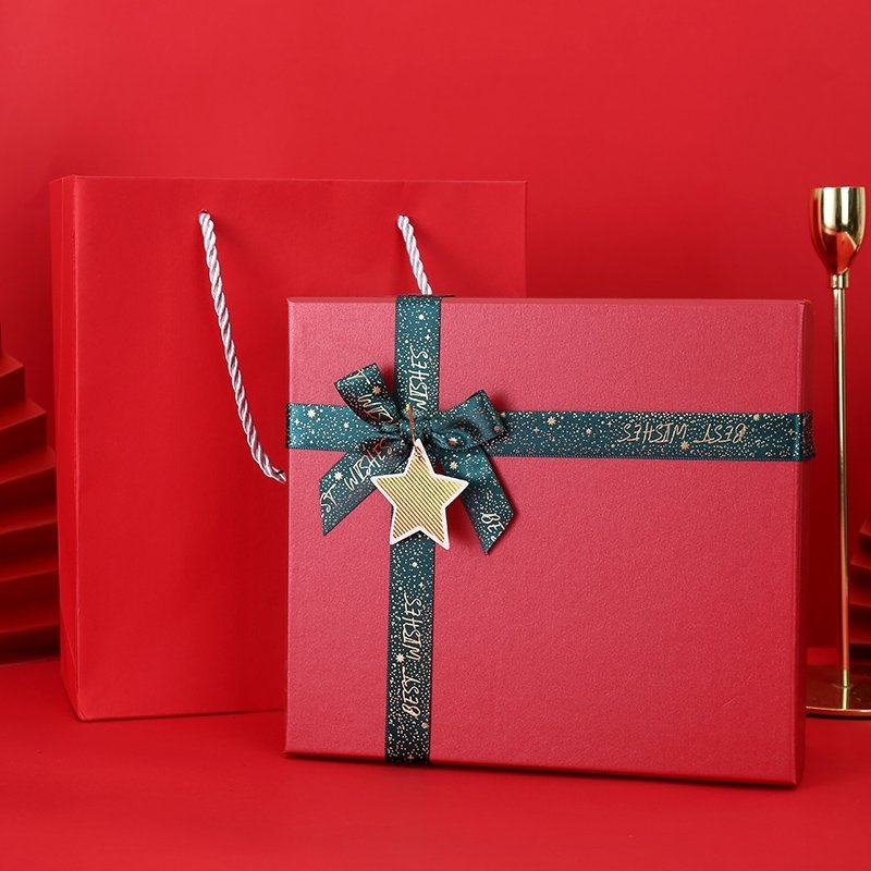 Recyclable Luxury Cosmetic Gift Set Packaging Hard Board Paper Box OEM Color Custom Made Size And Printing Packaging Box