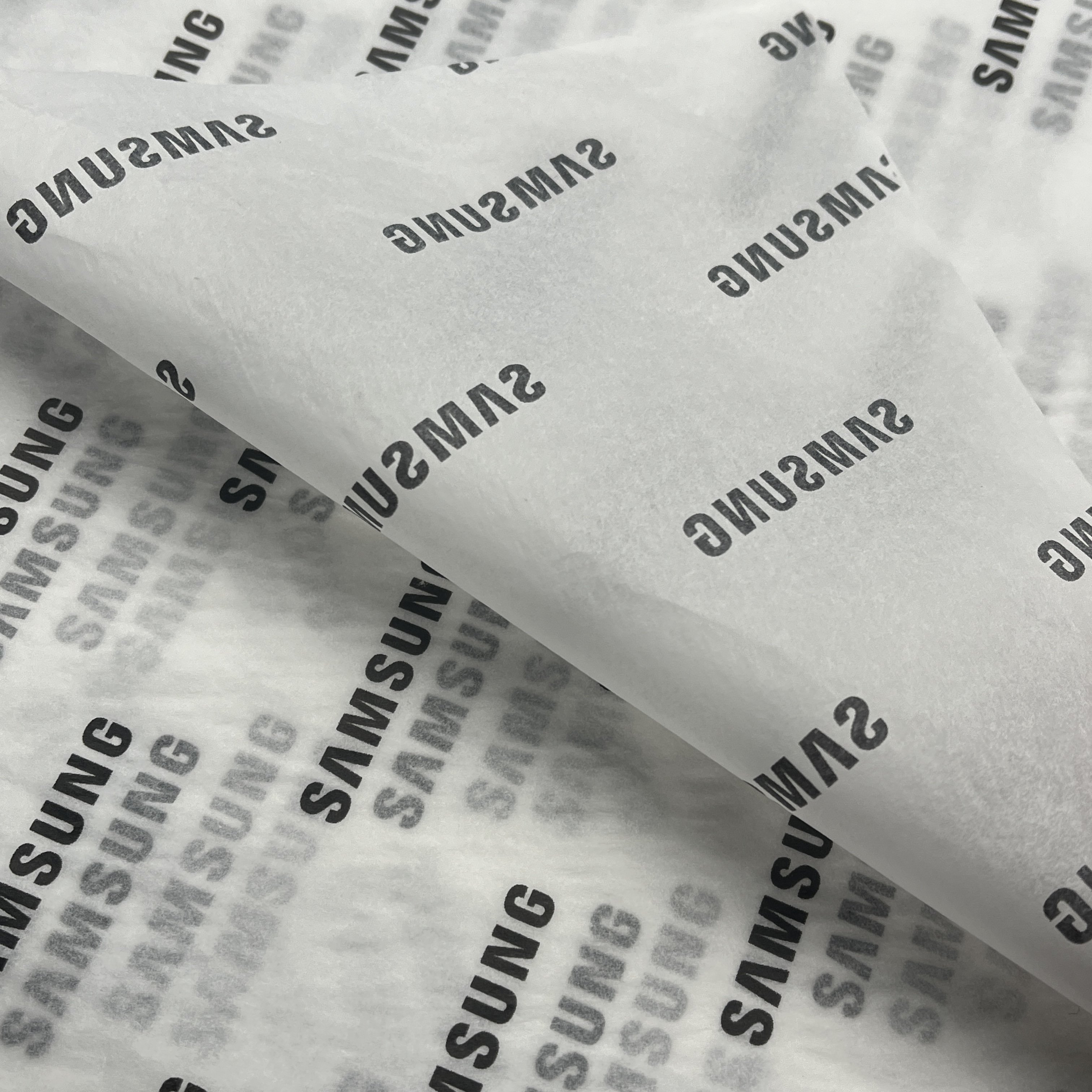 Printed Silk Tissue Paper With Company Logo 18g 22g Tissue Paper For Trending Products Packgin