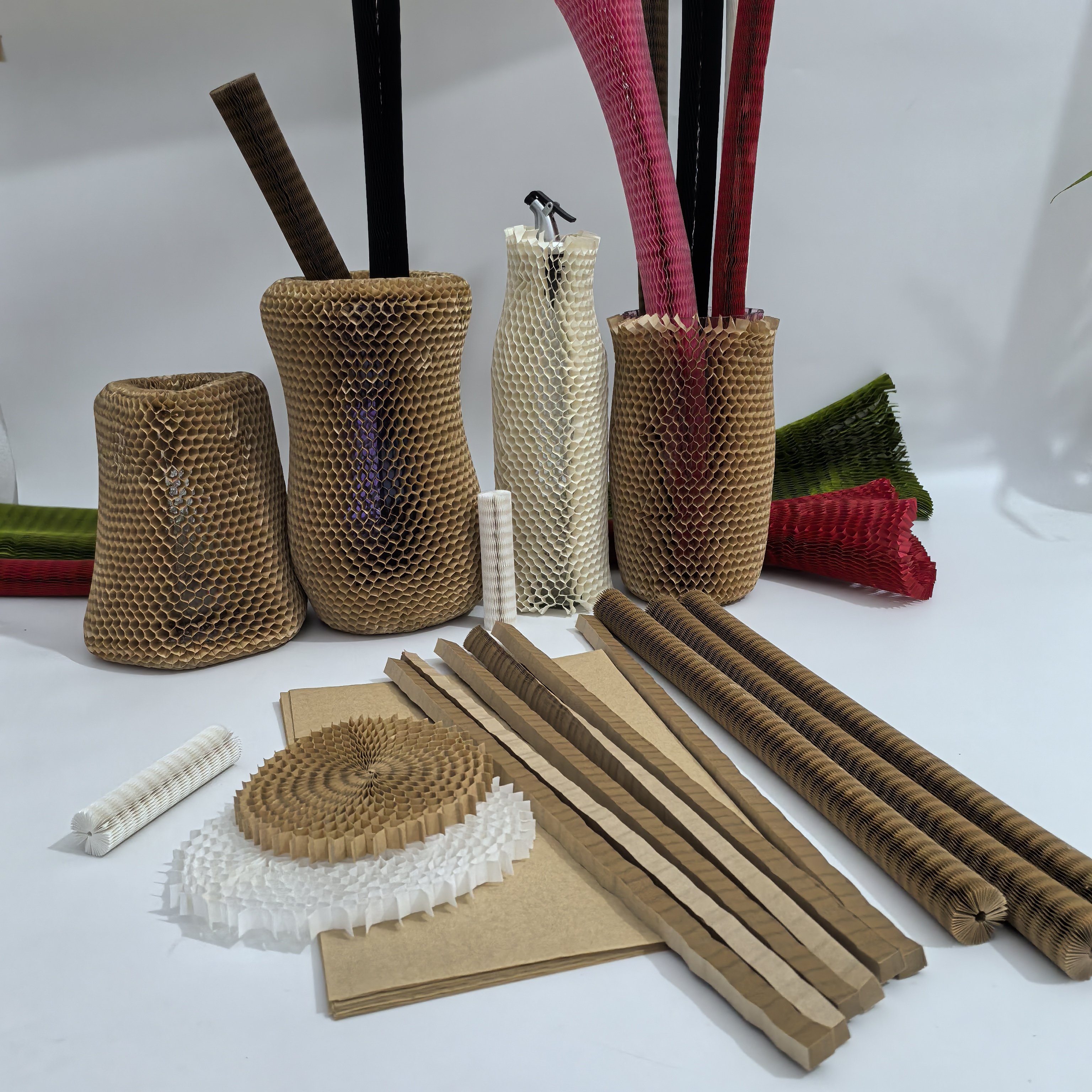 Eco-Friendly And Effective, Our Honeycomb Packing Paper Wrap Sleeve Is Perfect For All Your Packaging Needs!