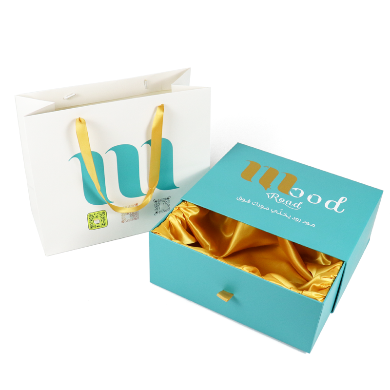 Crown win hijab bridesmaid gift box sliding Recycle Biodegradable drawer Silk inside with insert packaging paper boxes bags set