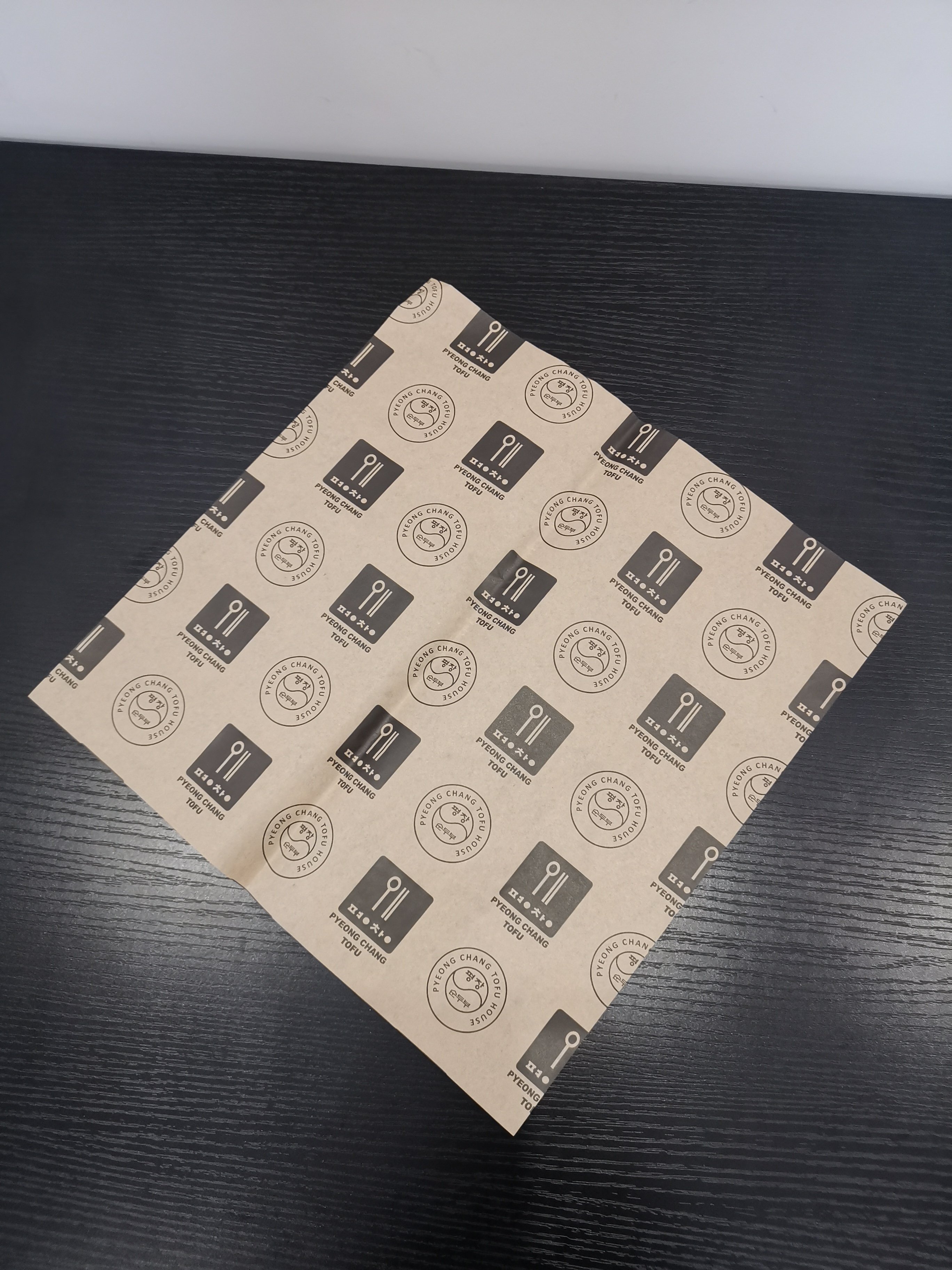 Custom rose golden logo gift packaging white tissue wrapping paper
