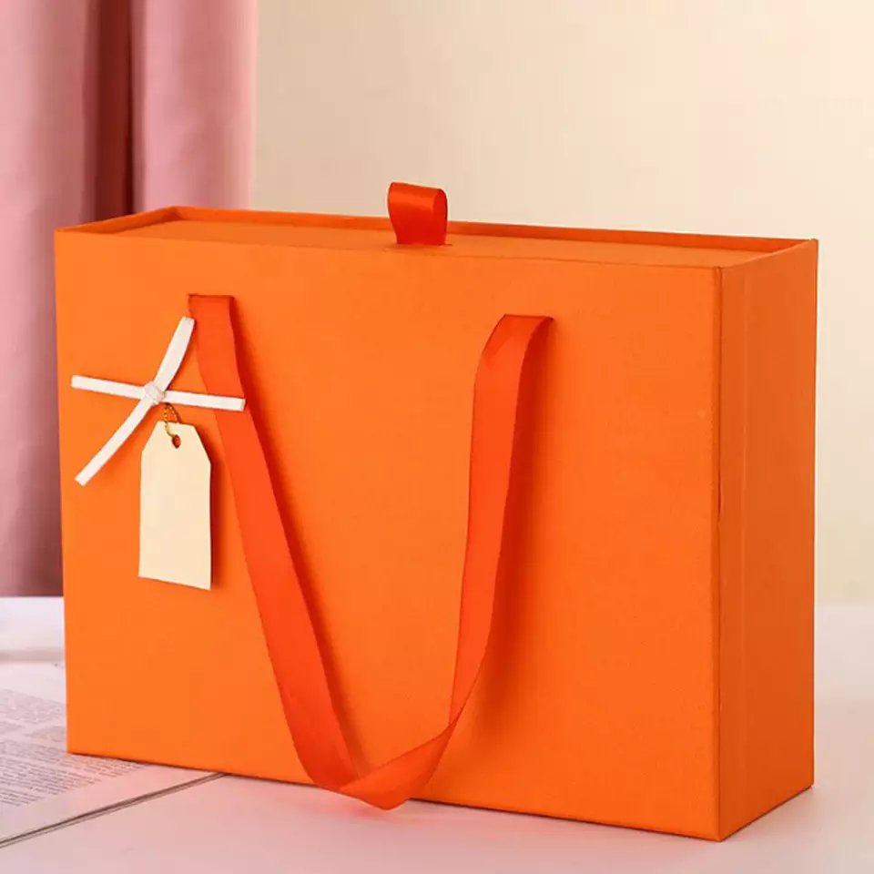 Custom logo printed rigid cardboard lid and base box packaging luxury lingerie clothing white gift box satin insert for handbag