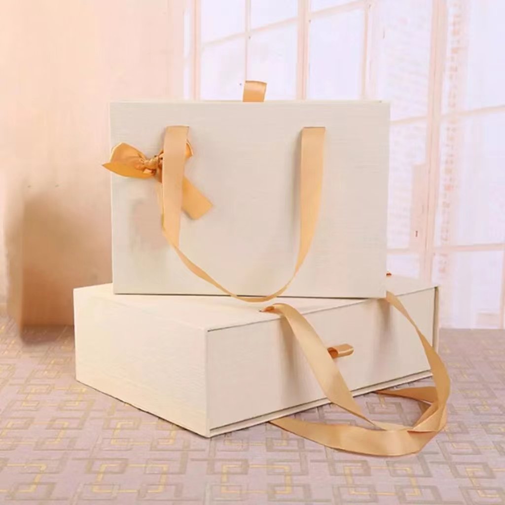 Custom logo printed rigid cardboard lid and base box packaging luxury lingerie clothing white gift box satin insert for handbag