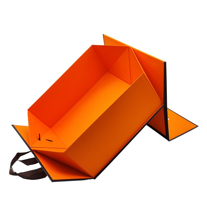 Custom Luxury Paper Magnet Foldable Folding Magnetic Gift Box Garment Apparel Clothing gift Packaging Box