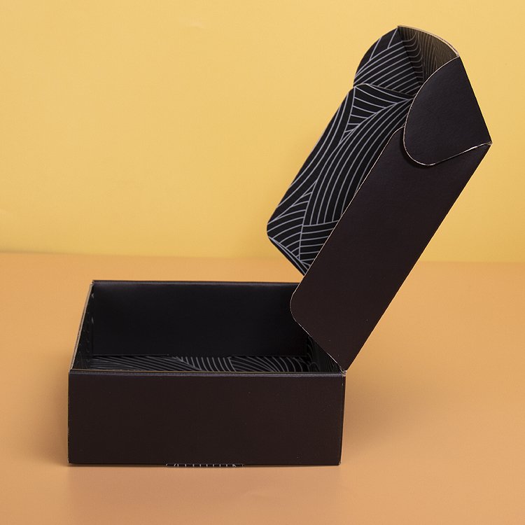 Factory Guangdong Paper Boxes Black Mailer Box Shoes Socks Underwear Gift Packaging Paper Boxes For Clothes