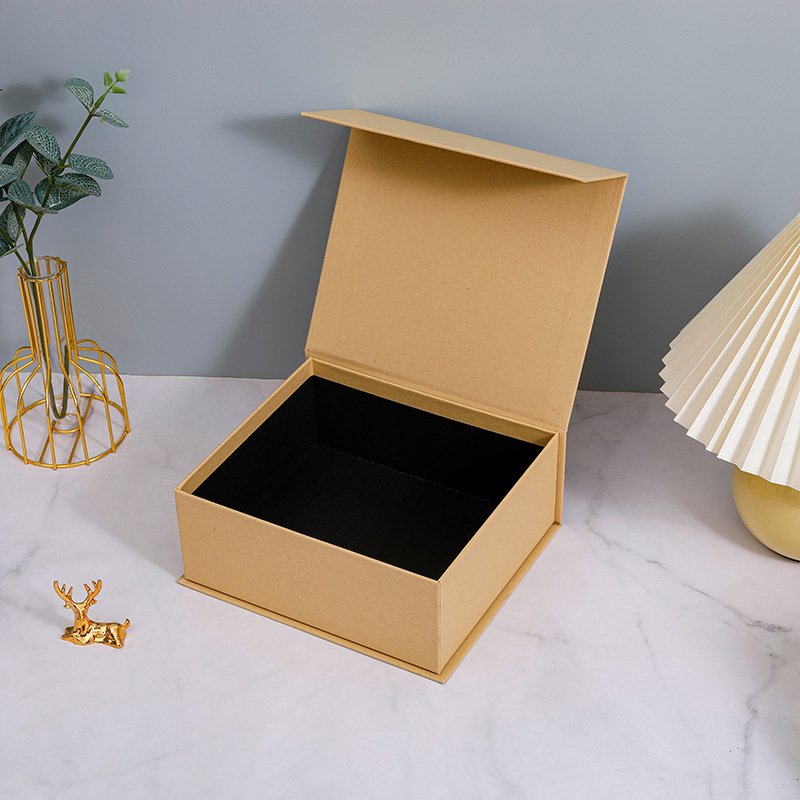 Custom Logo Luxury Rigid Cardboard Cosmetic Packaging Box Paper Magnet Gift Box With Foam Insert