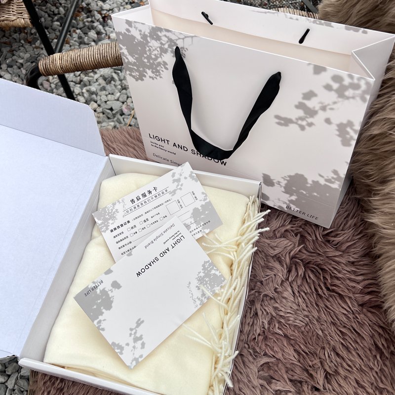 Custom Gift Paper Box Corrugated Board Flying Machine Logo Printed for Clothing Store Express Jewelry Packaging and Watch Use
