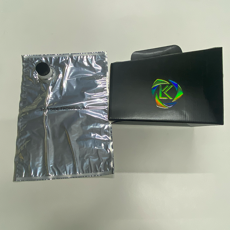 Manufacture wholesale Recycled 3L Big bag in the box Coffee & Beverage & Wine & Tea Aseptic Bag In box With black screw cap