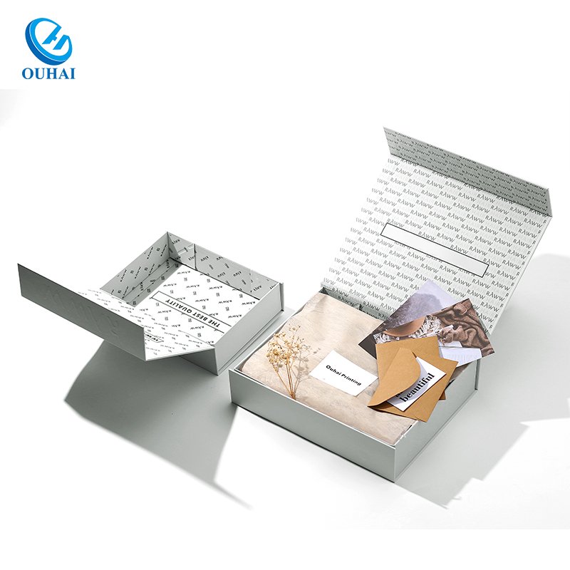 Luxury folding gift box classic black large magnetic presentation gift hamper box for packing