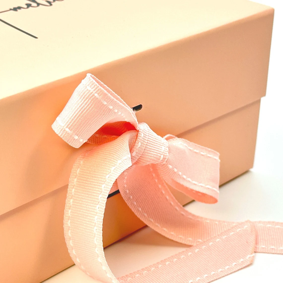 Custom Logo Luxury Recyclable Cardboard Rigid Magnet Box Packaging Paper Folding Magnetic Gift Box With Magnetic Lid