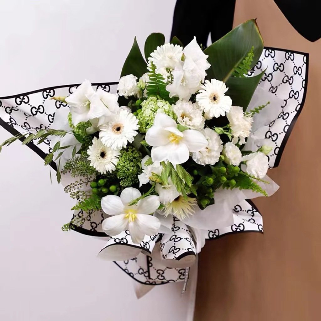 Factory wholesale big brand paper G home retro printing gift flowers waterproof wrapping paper