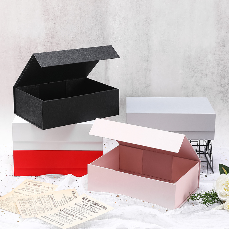 2022 Factory Price Wholesale Luxurious Custom Folding Magnetic Paper Gift Packaging Boxes