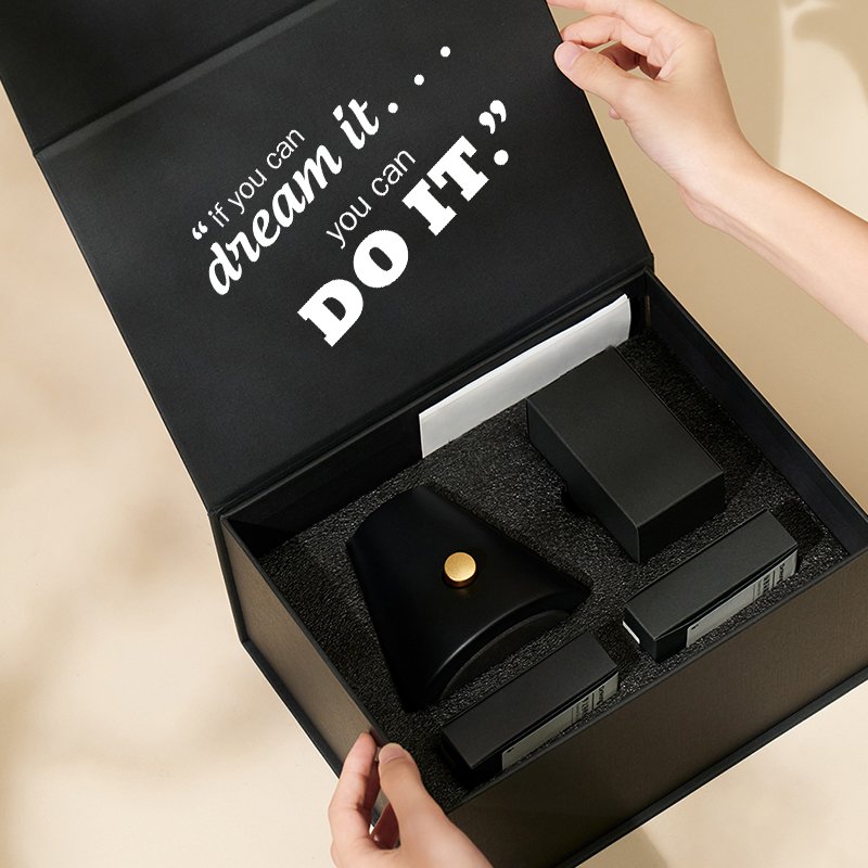Custom Clothing Packiging Box Magnetic Gift Box For T-Shirt Clothes Luxury Gift Packaging Paper Box Wholesale