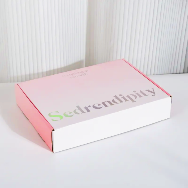 Express transportation corrugated packaging paper box customized logo gold foil pink clothing underwear packaging paper box