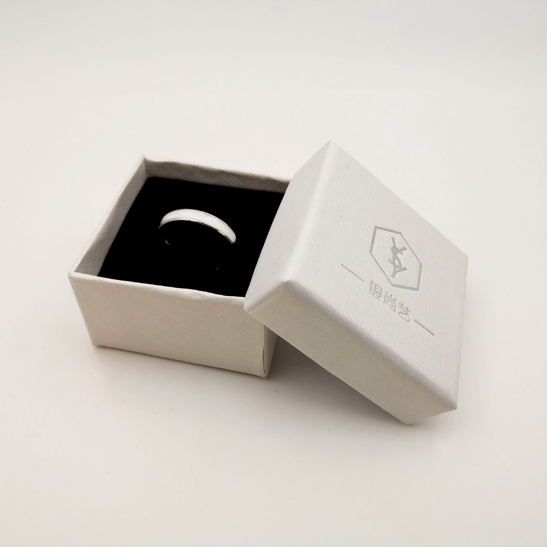 Luxury White Paper Jewelry Packaging Box Gift Packaging Box jewellery gift box