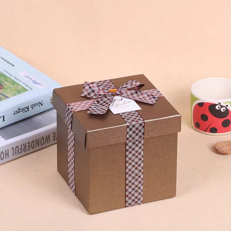 Fancy Christmas Gift Box Christmas Eve Apple Clutch Box ,apple packaging Christmas small gift packaging box
