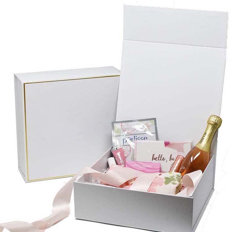 China New Design Gift Packaging Paper Box Luxury Custom Hard Cardboard Foldable Gift Box