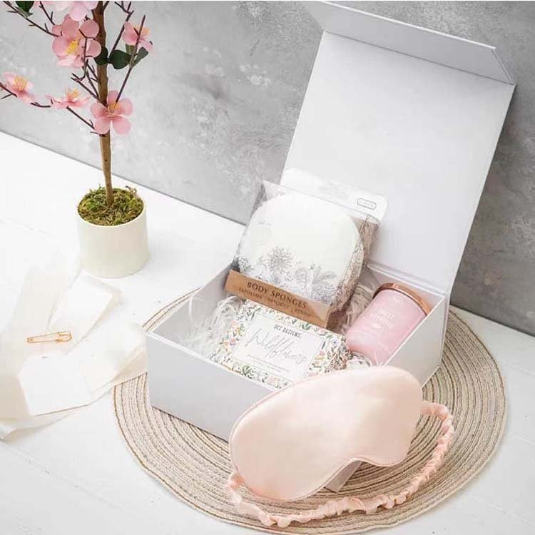 China New Design Gift Packaging Paper Box Luxury Custom Hard Cardboard Foldable Gift Box