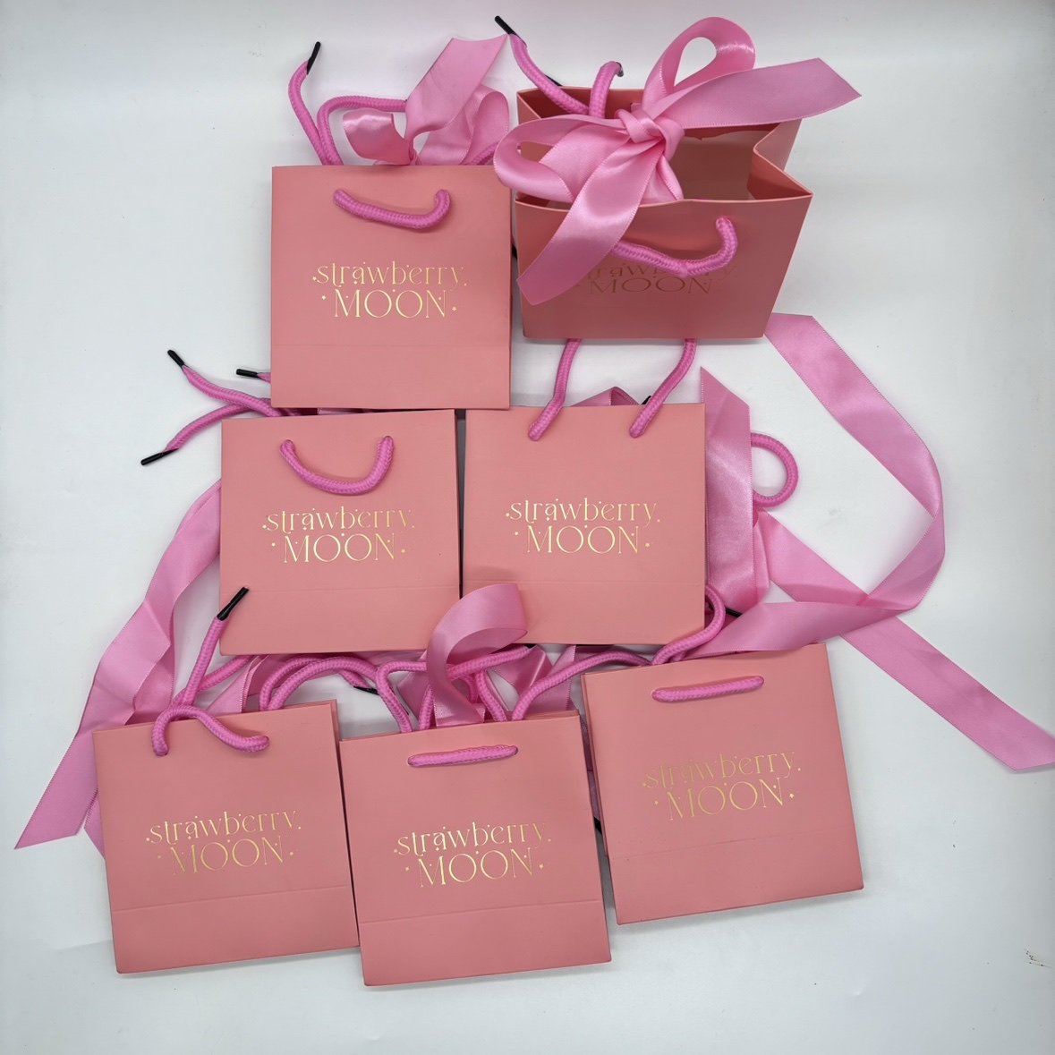 Custom LOGO Perfume Paper Bag Packaging Jewelry Gift Shopping Paper Bag Luxury Gold Foil Paper Bags Small Pink