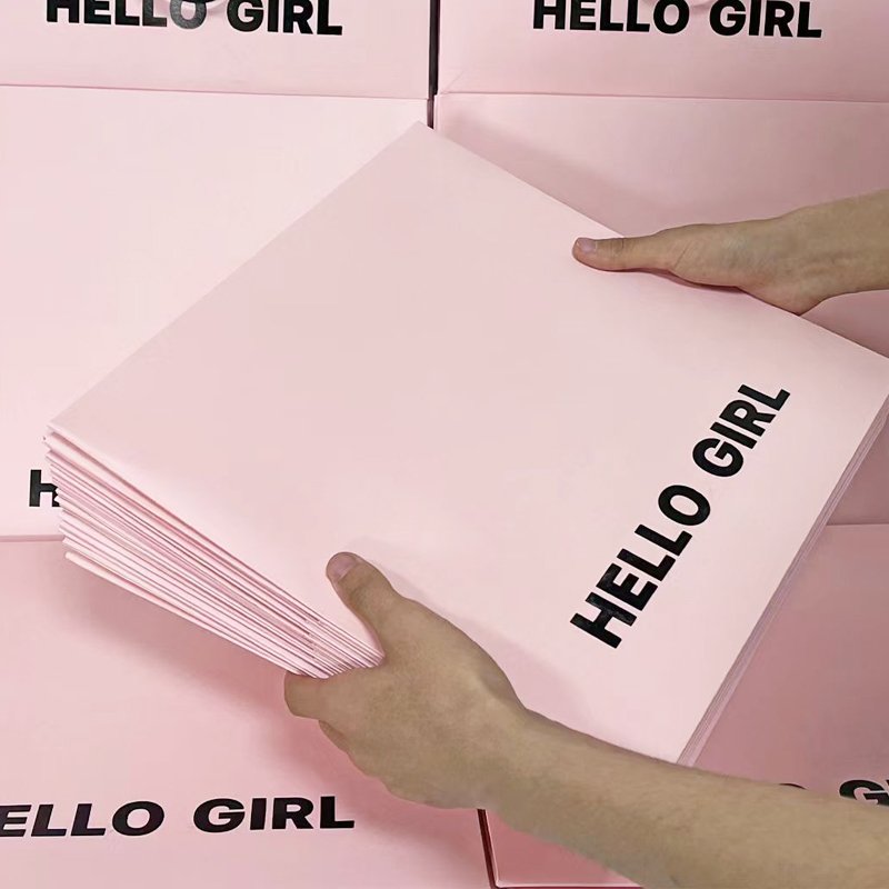 Luxury Custom Pink Retail Boutique Shopping Paper Gift Bag Cardboard Packaging Bags With Your Own Logo Print Handle