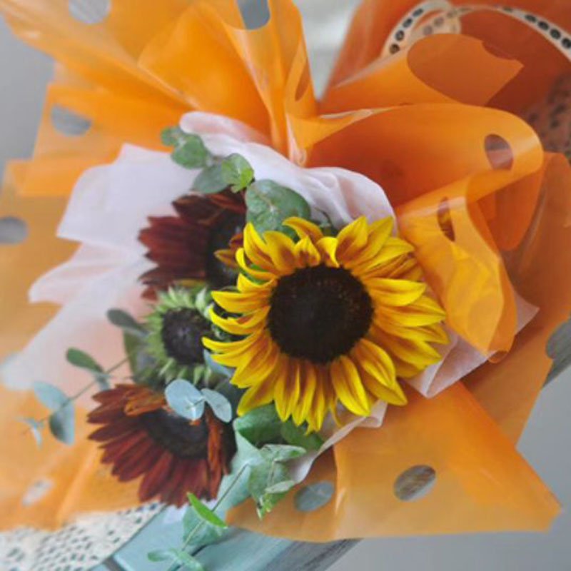 Hot Selling Glass Waterproof Wrapping Paper Flower Shop Bouquet Packaging Paper With Transparent Dot Hole