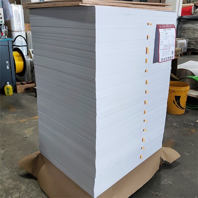 Cheap double-sided white board paper cardboard and white board paper can be customized in size with a thickness of 1mm to 3mm