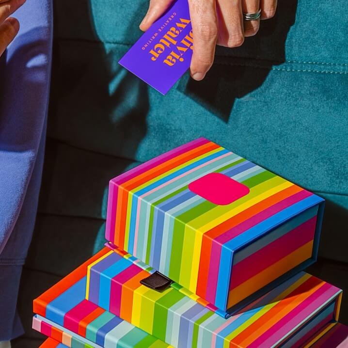 Factory Custom Luxury Handmade Flip Top Cardboard Paper Magnetic Closure Gift Box Packaging With Insert