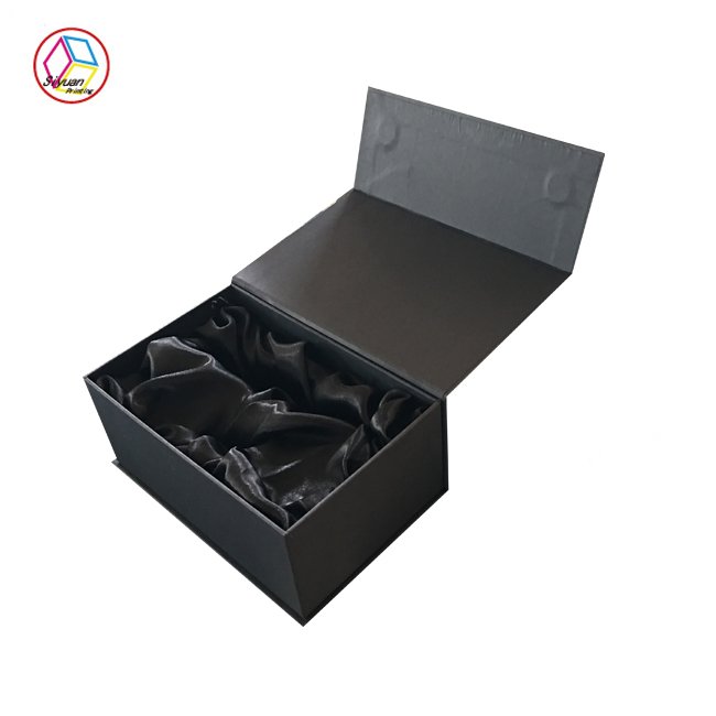 Cardboard Packaging Box Satin Lined Gift Boxes