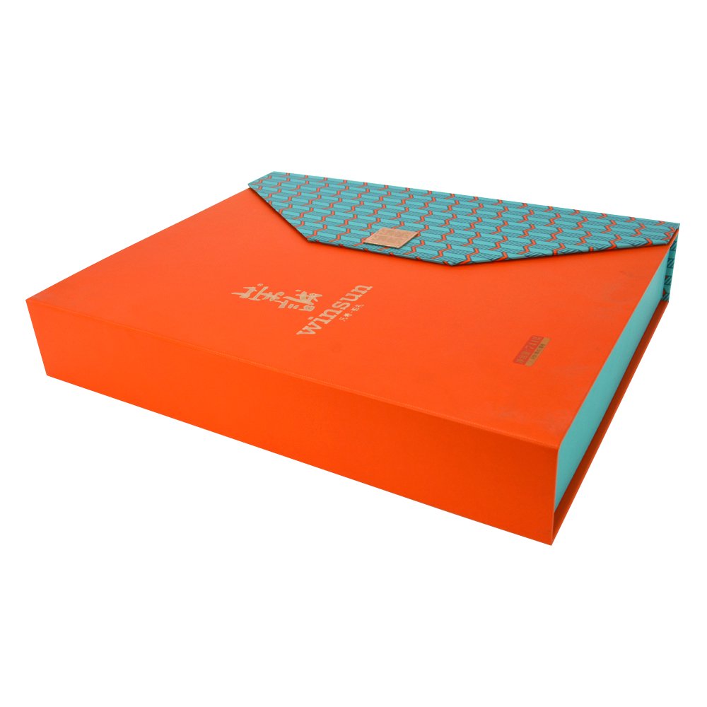 Custom Luxury Book Shaped Rigid Paper Box Packaging Magnetic Gift Boxes With EVA Foam Insert