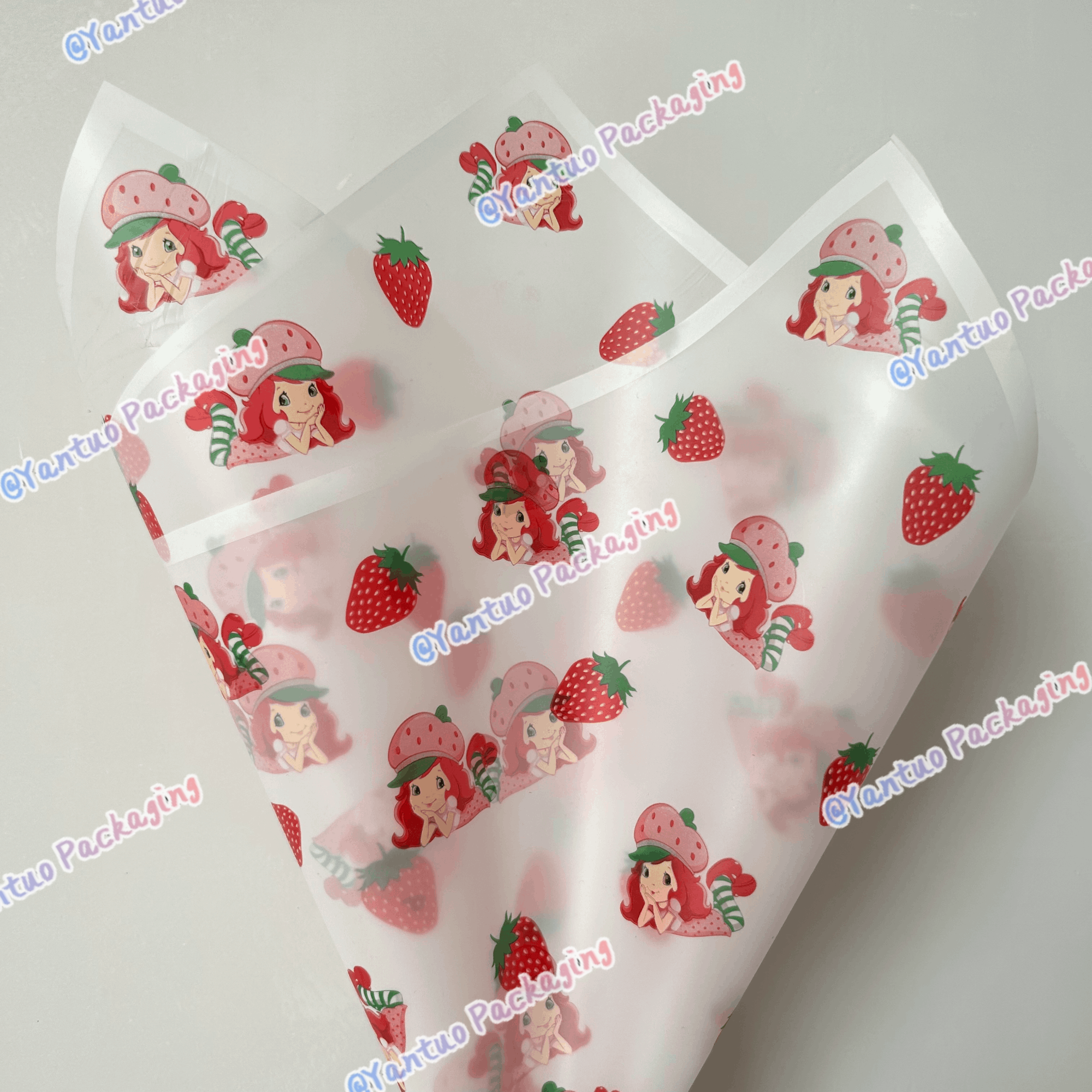 New design strawberry shortcake girl flower wrapping paper waterproof cartoon wrapping paper in order to flower