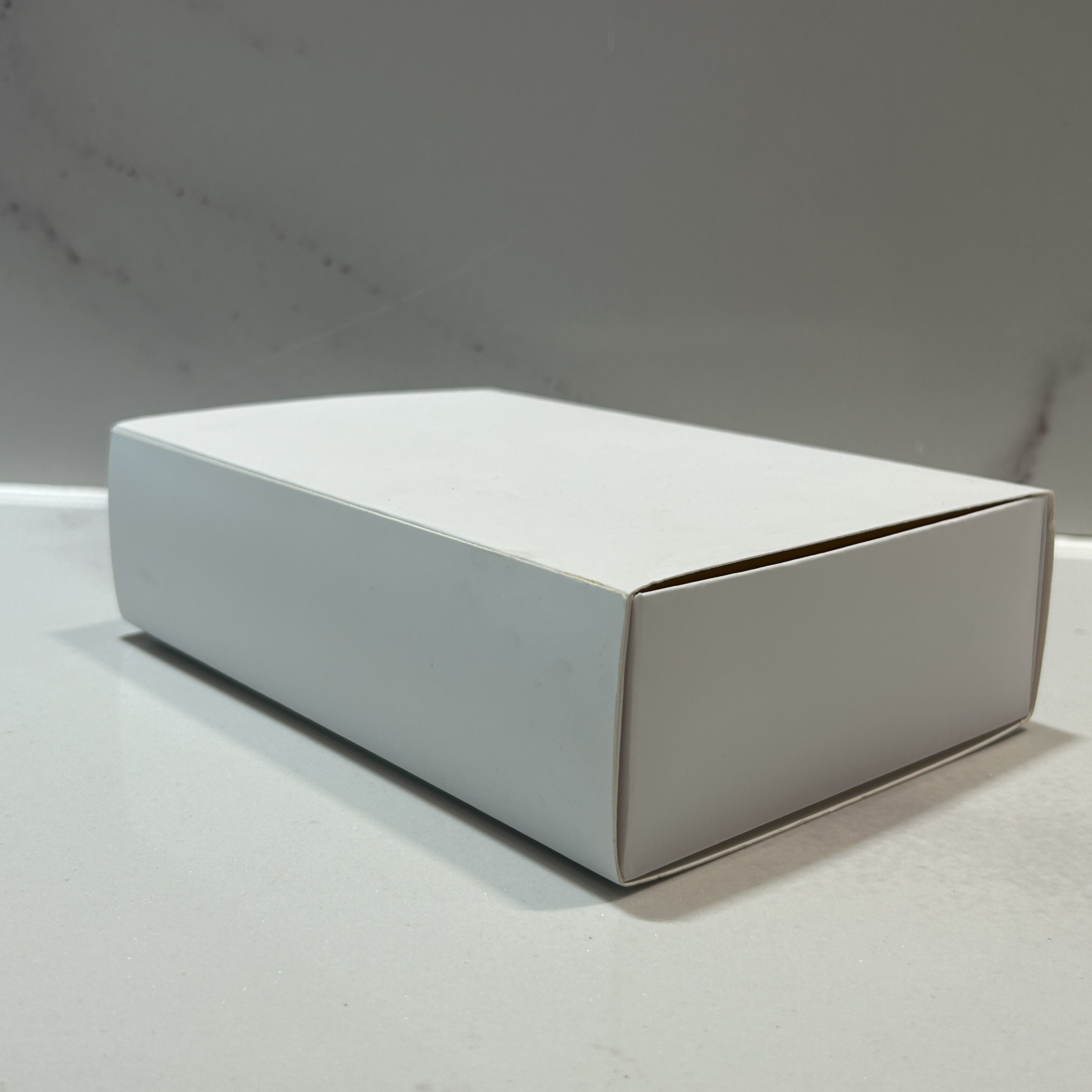 Wholesale custom logo luxury paper cardboard box clothing garment t-shirt shoes Box Packaging Gift Boxes with sponge lining