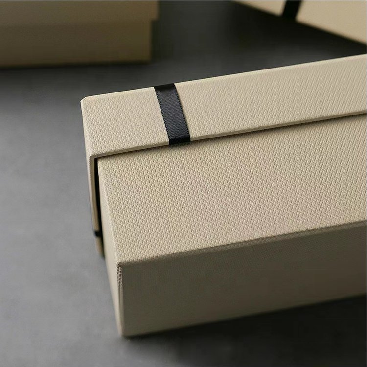 Wholesale custom printed logo cardboard paper packaging box Factory Direct White Rectangle Rigid Gift Boxes for shoes bag