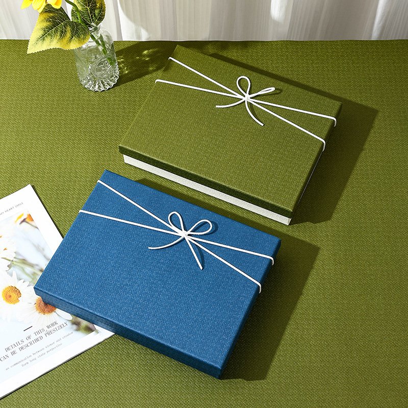 Wholesale Customized Paper Gift Box Custom Luxury Christmas Gift Date Chocolate Jewelry Packaging Gift Paper Box