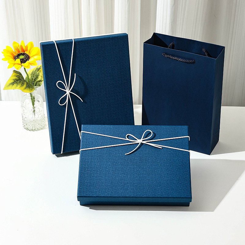 Wholesale Customized Paper Gift Box Custom Luxury Christmas Gift Date Chocolate Jewelry Packaging Gift Paper Box