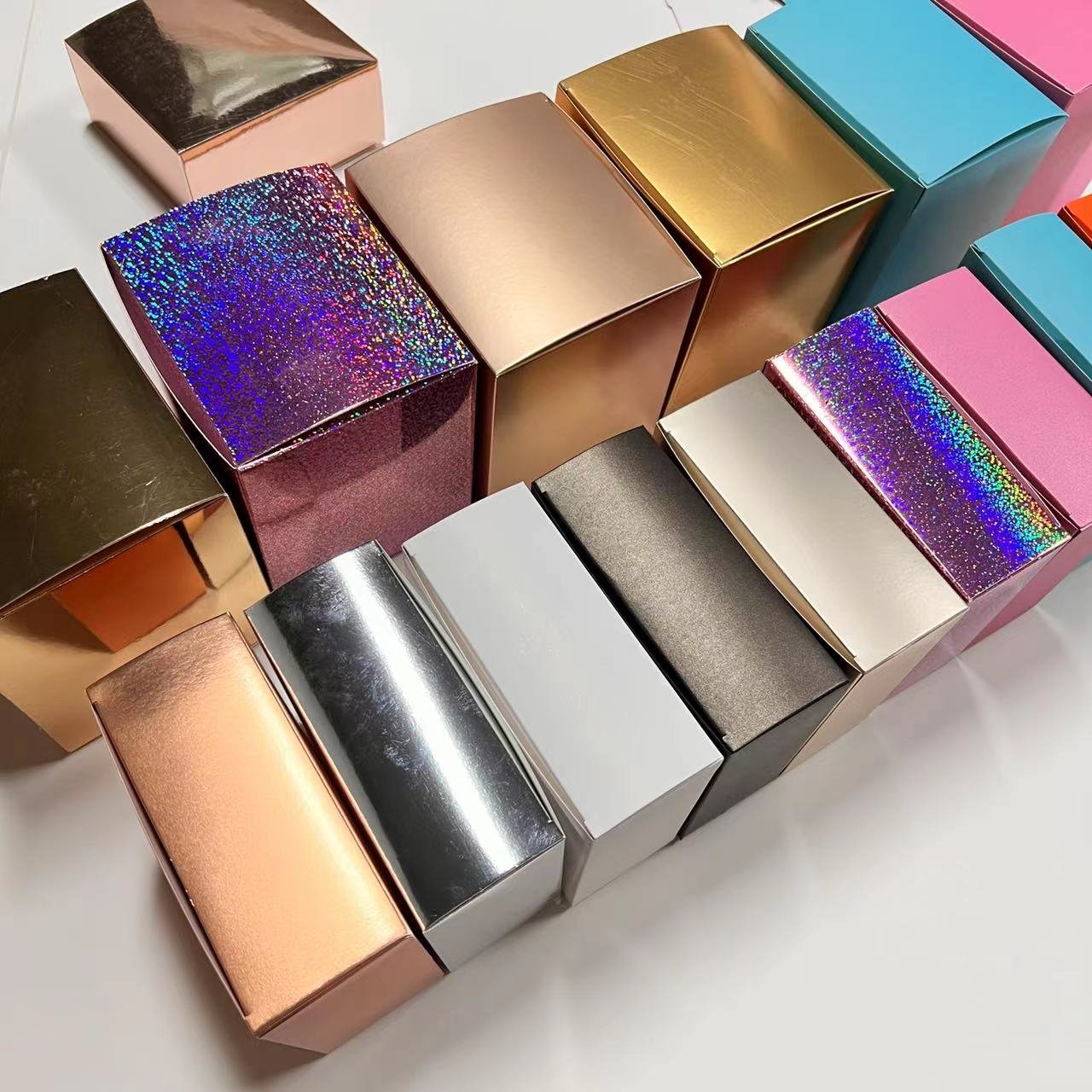 Eco Friendly Custom Cosmetic Card Box With Gloss Lamination Cardboard Packaging For Beauty Cream