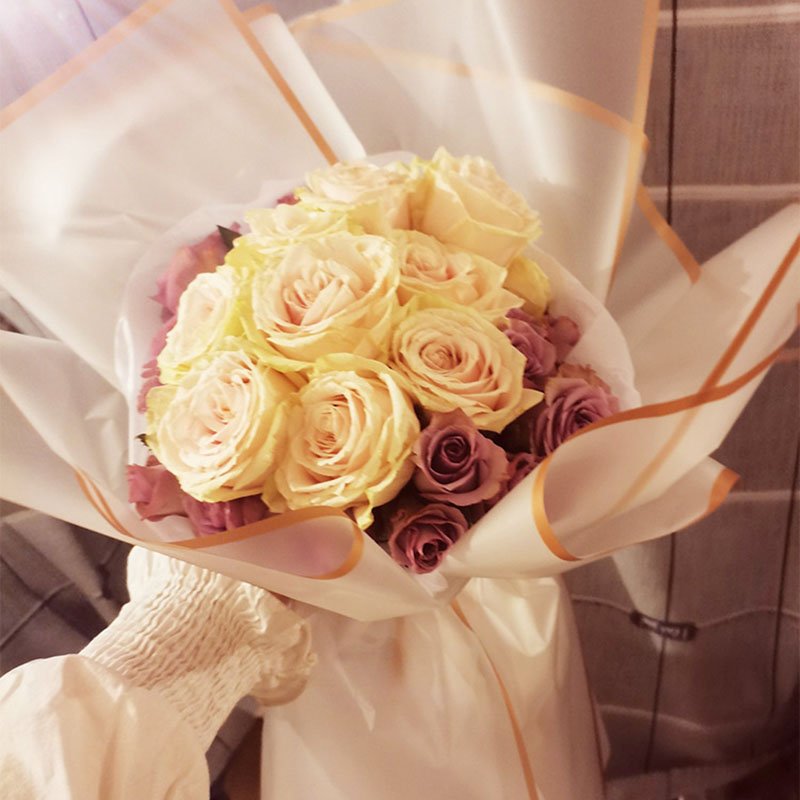 Customized Golden Border Rose Floral Waterproof Wrapping Paper Gift Decorative Flower Paper Floral Wrapping Paper
