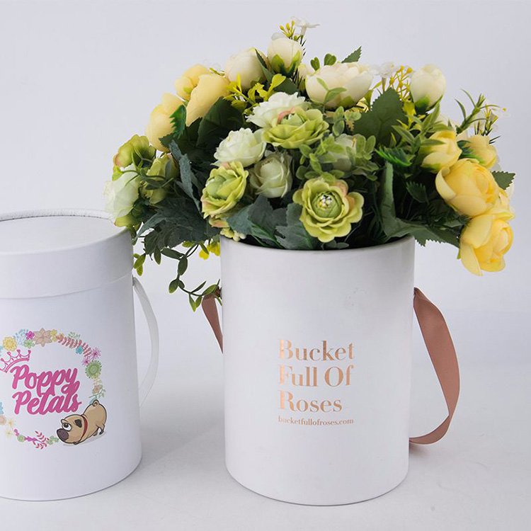 Design luxury flower gift paper pink round flower gift packaging box wholesale paper box luxury rose box packaging for bouquet