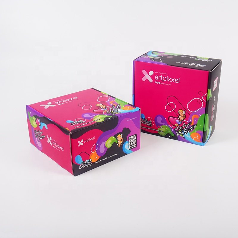 Cosmetic Corrugated Cardboard Paper Product Packaging Custom Logo Shipping Design Mailer Box for Clothes