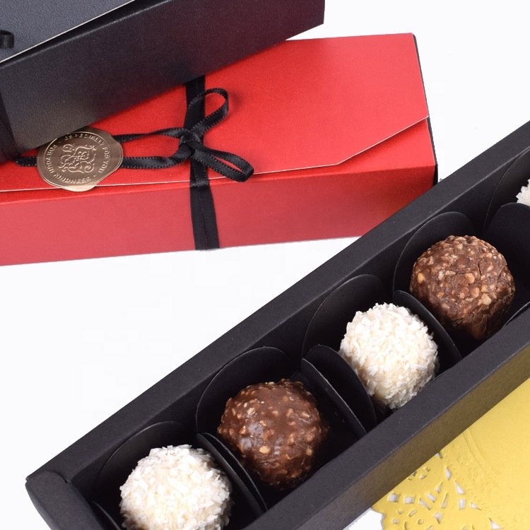 2024 Stock Chocolate Packaging Box Wholesale Pure Color Paper Box for Candy Storage