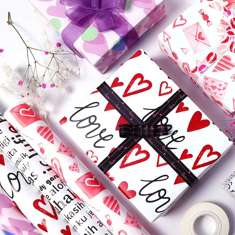 New Heart Pattern Valentine's Day Gift Packaging Holiday Gifts Diy Wrapping Paper Book Wrapper