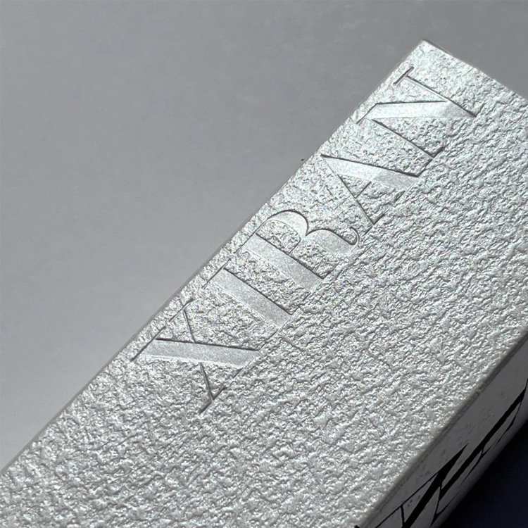 Manufacturer Direct Embossed Pearl Cardboard and Kraft Paper Box for Makeup & Skincare Sunscreen Cream Packaging